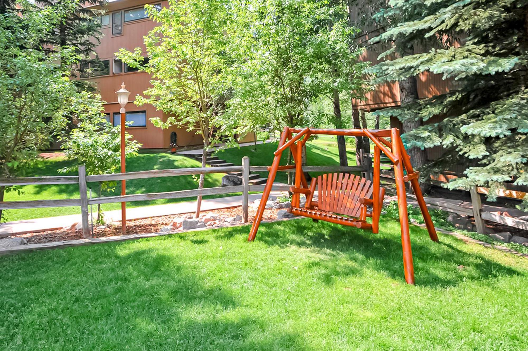 Pitkin Creek Apartment Vail Room photo